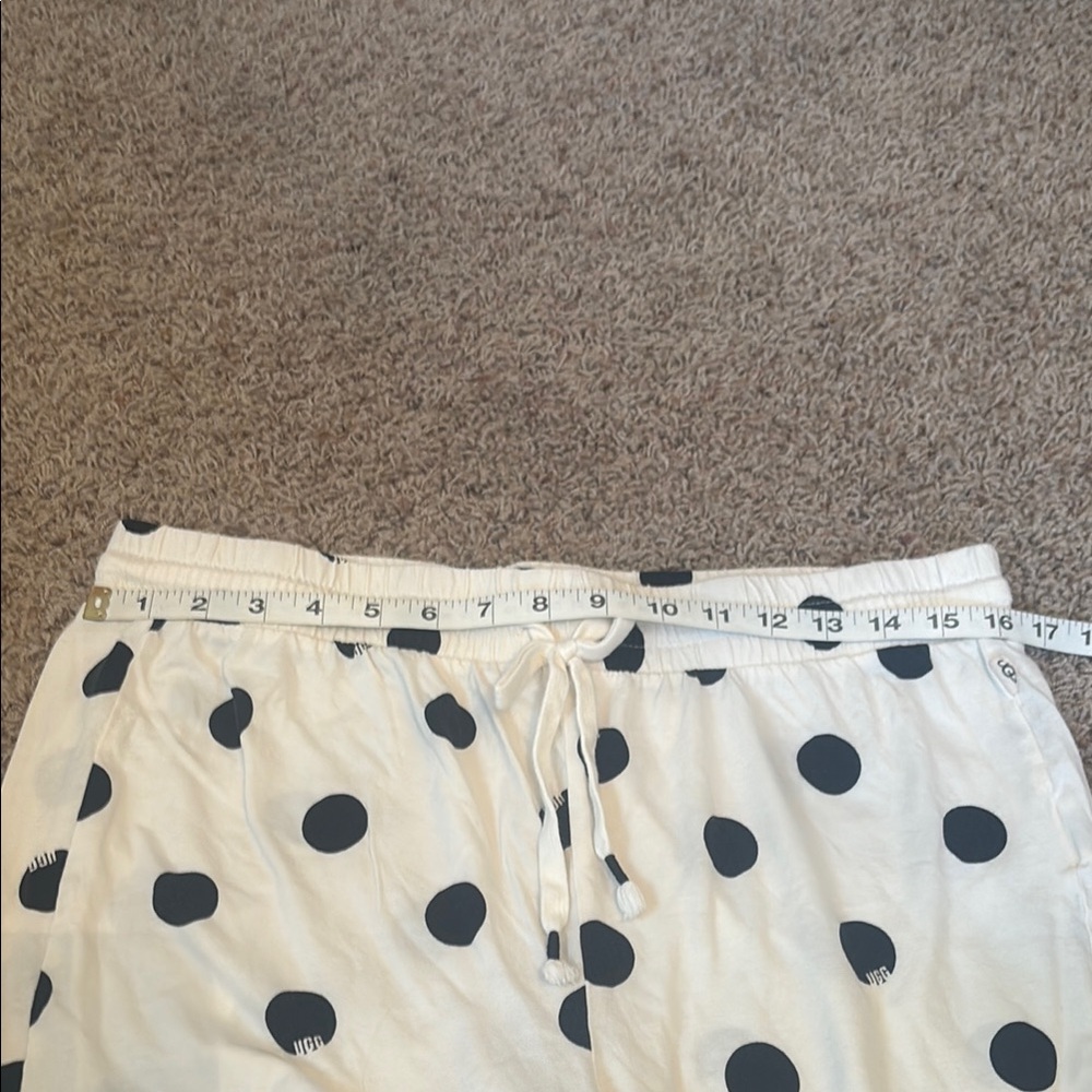 Worn Once UGG Cream and Black Polka Dot Organic Cotton Pajamas - Picture 9 of 10